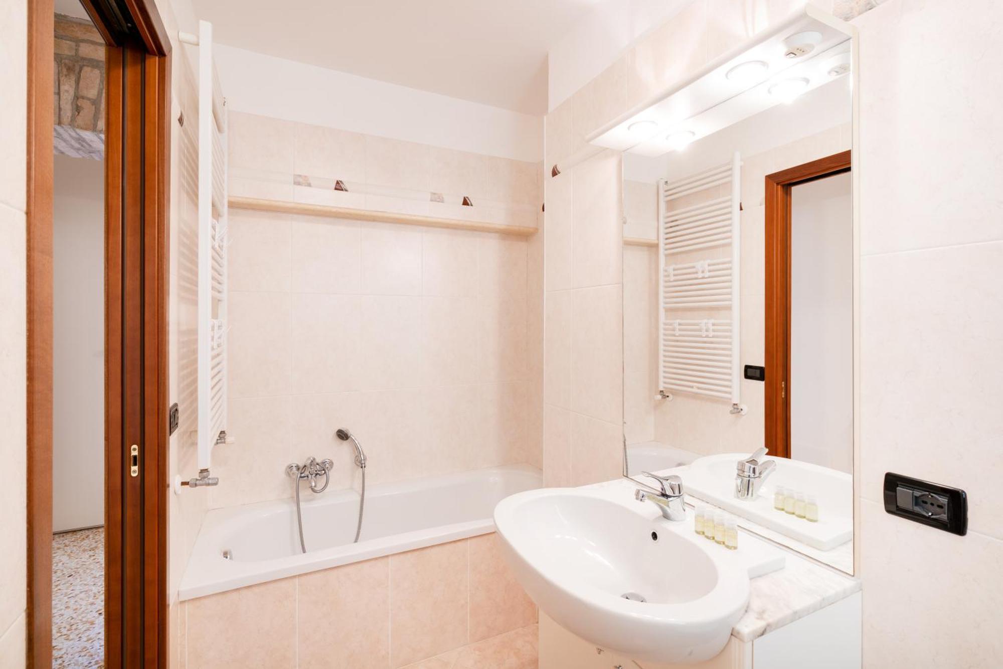 Elegante E Luminoso, Spazio Esterno Privato Venedig Exterior foto